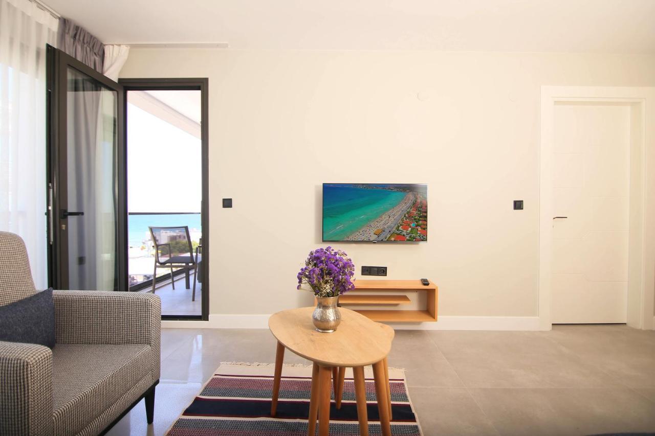 Krem Marin Otel Çeşme Luaran gambar