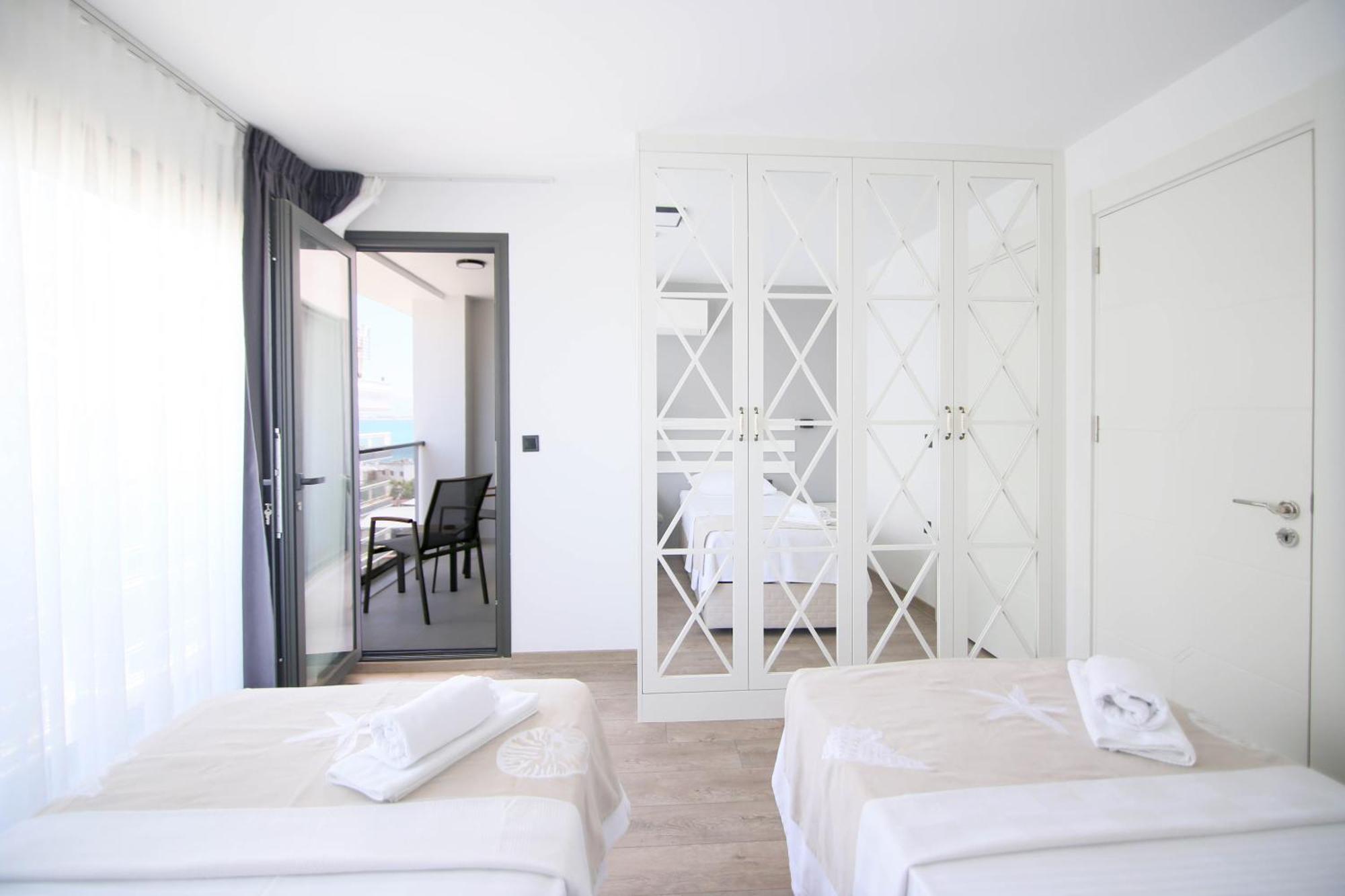 Krem Marin Otel Çeşme Luaran gambar